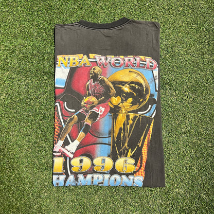 1996 Chicago Bulls World Champs Rap Style Black Tee Size XL USED v16048