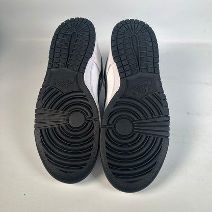 Nike Dunk Low White Black (2022) Size 8M/9.5W s22026