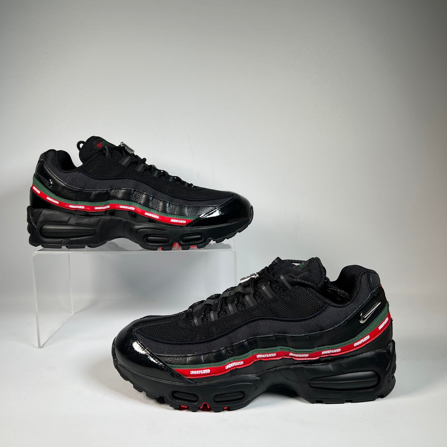 Nike Air Max 95 Undefeated Black (2025) Size 9.5 USED s22163