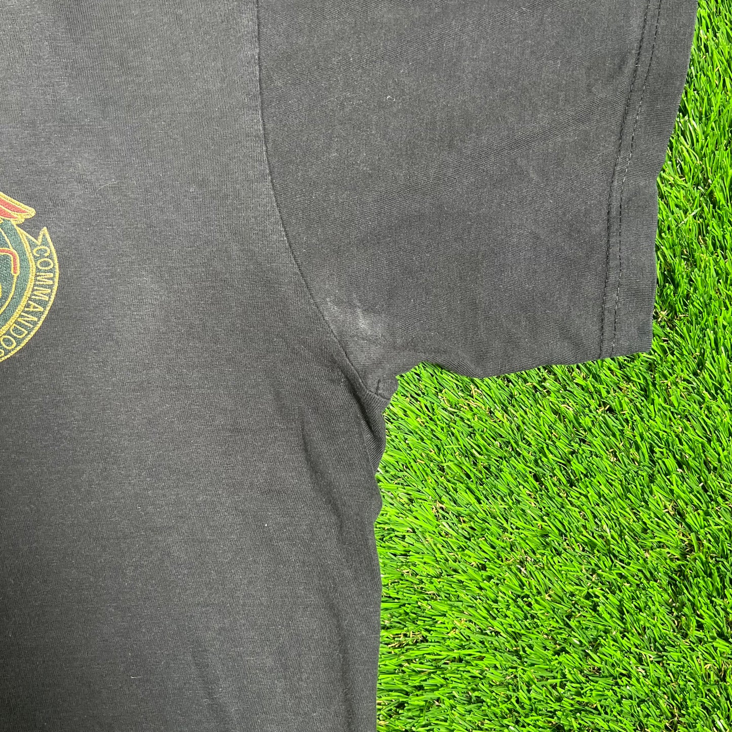 1990s Commandos 2 Black Tee Size Large USED v17757