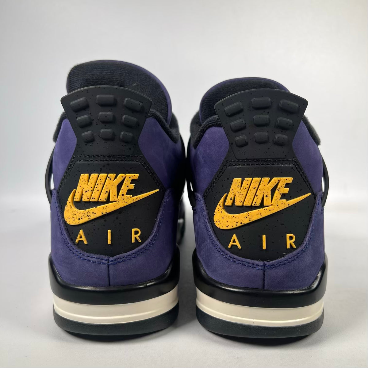 Jordan 4 Lakers (2026) Size 9 USED s23679