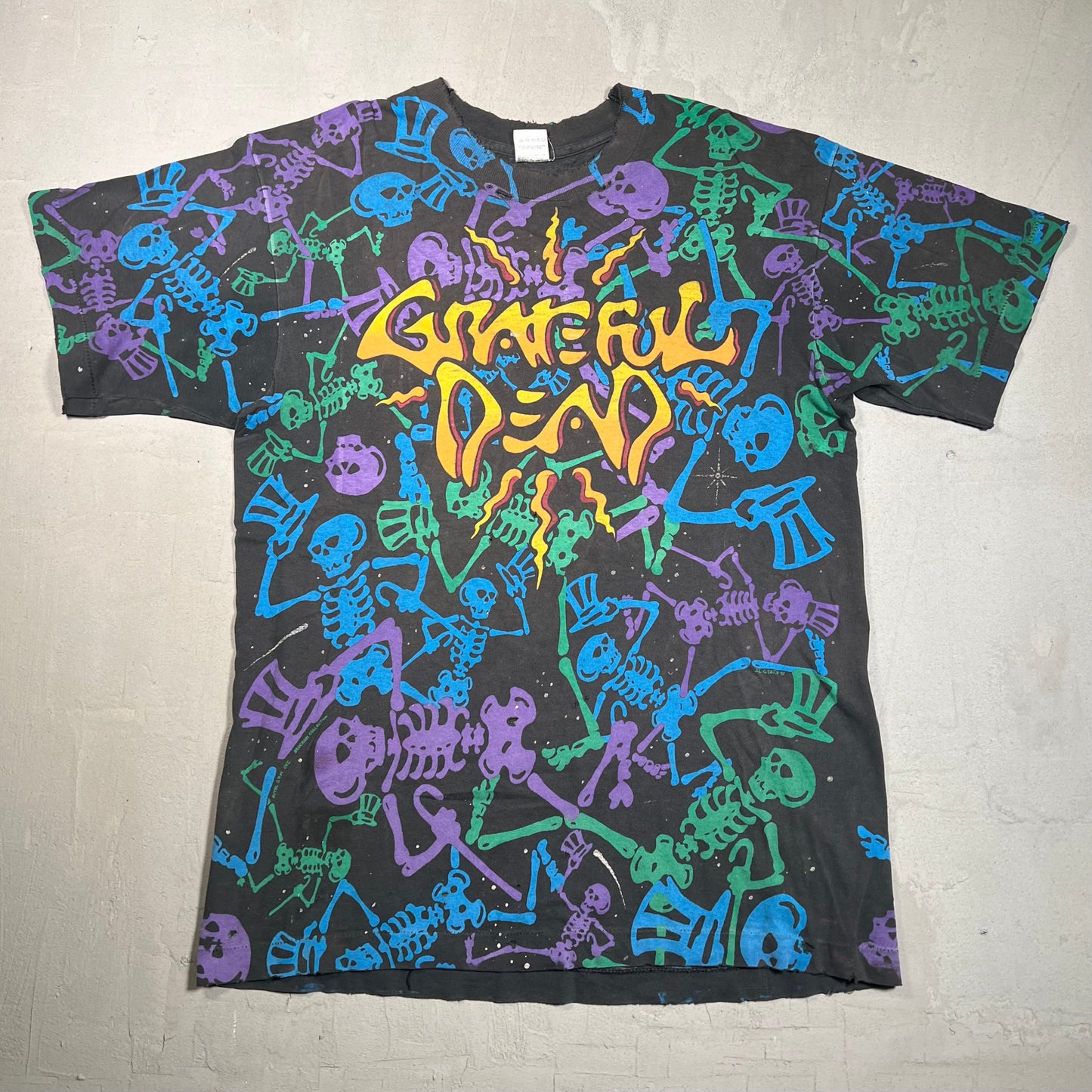 1992 Grateful Dead Skeletons with Top Hats Full Print Black Tee Size Large USED v2295