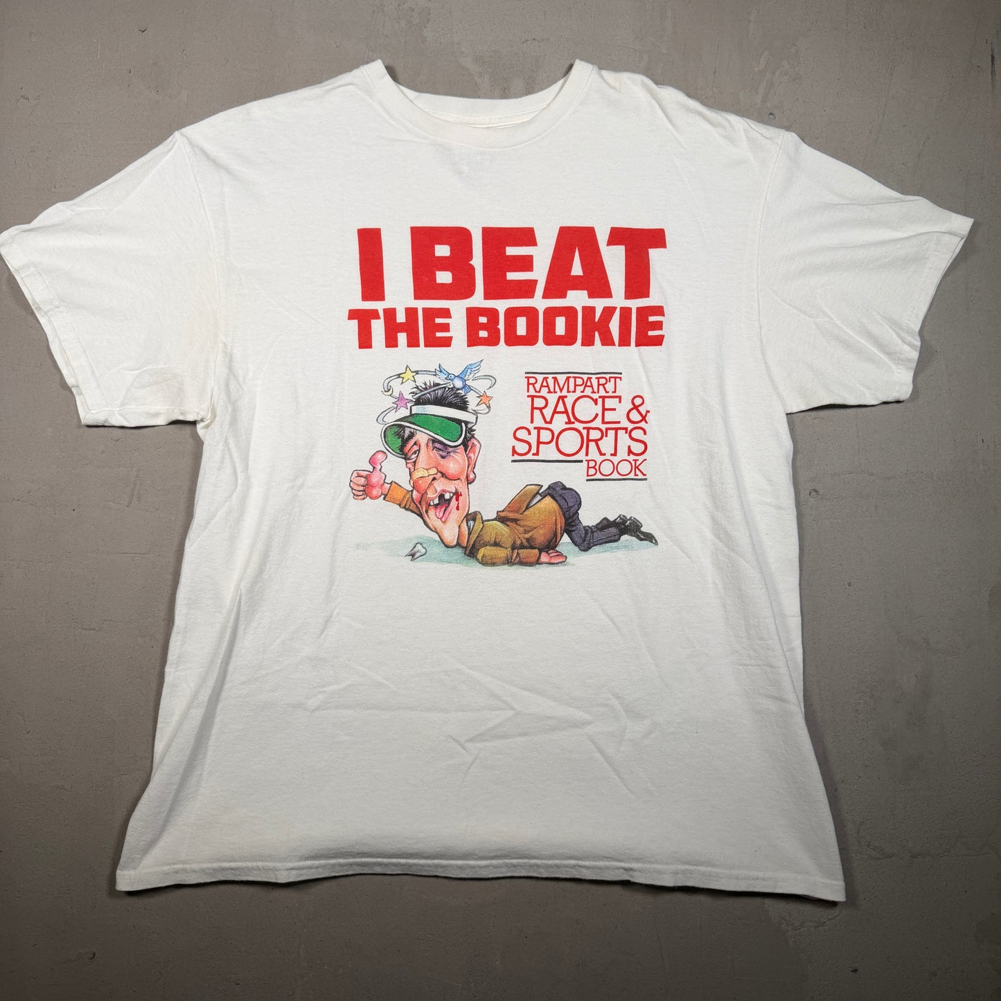2010s I Beat the Bookie White Tee Size XL USED v16804