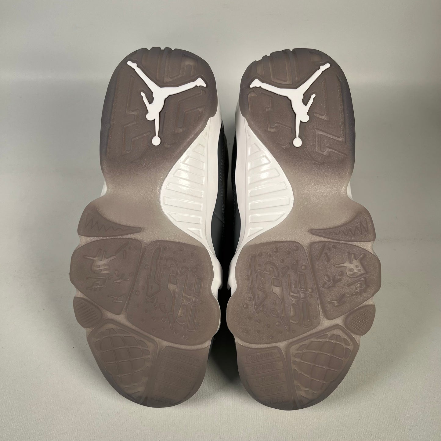 Jordan 9 Cool Grey (2025) Size 4Y NEW s16336