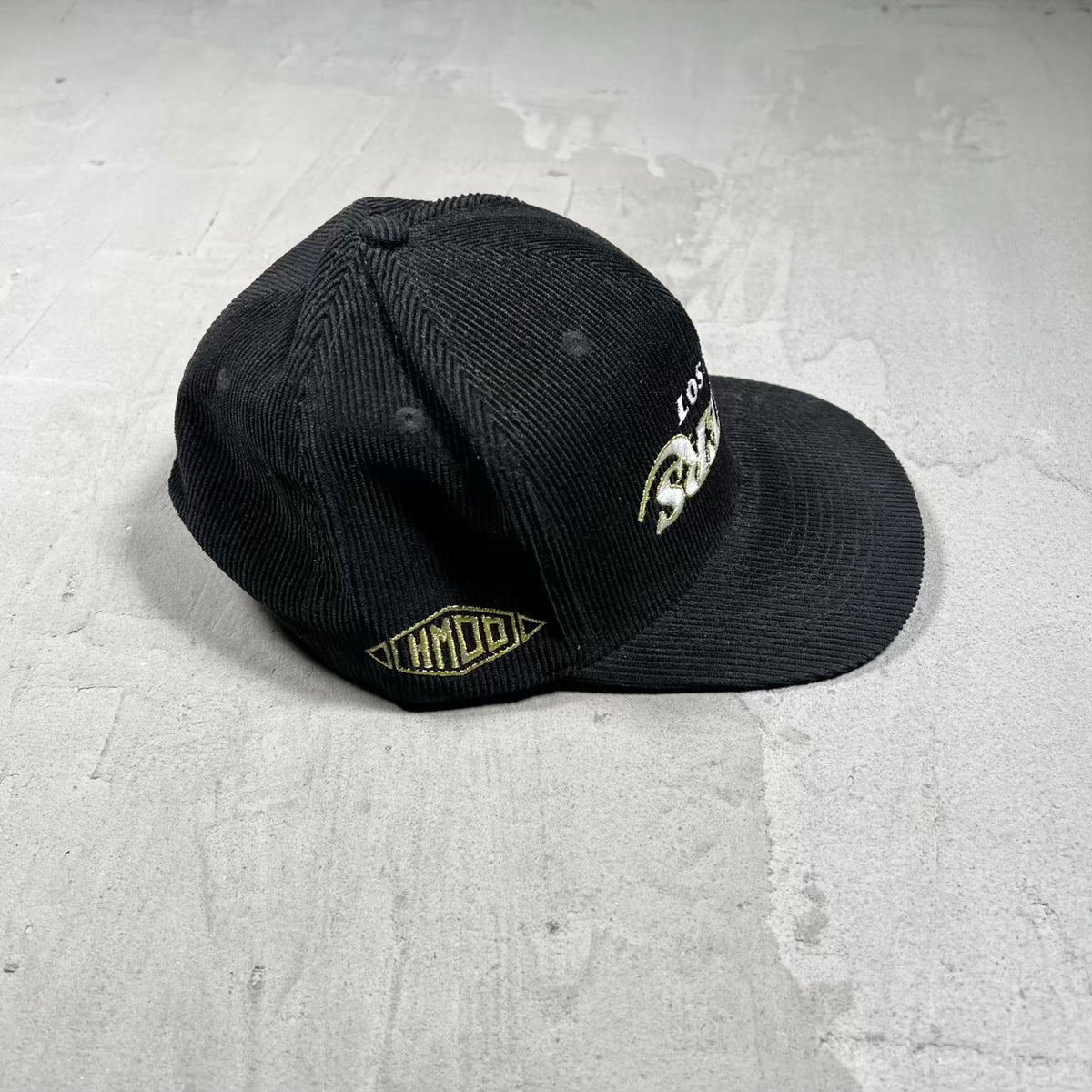 HMDD LA Lakers Blacjk Corduroy Snap Back Hat USED x18399