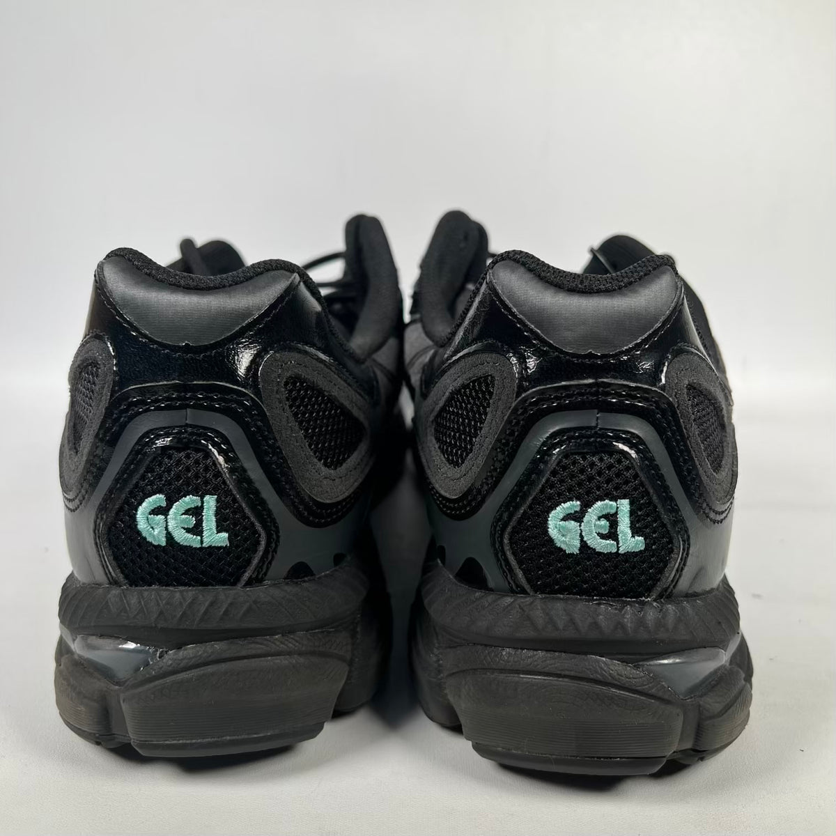 Asics Gel-NYC Graphite Grey Black (2023) Size 13 USED s23686
