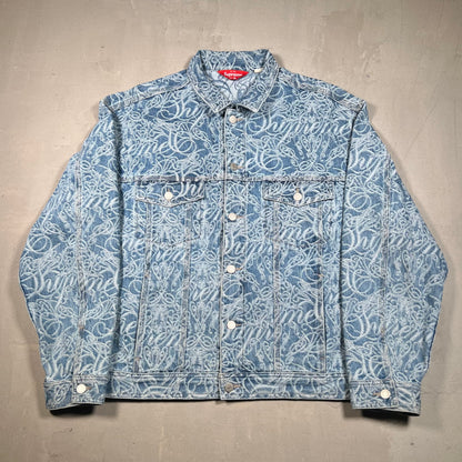 Supreme Script Jacquard Denim Washed Blue Trucker Jacket (2022) Size XL USED x17055