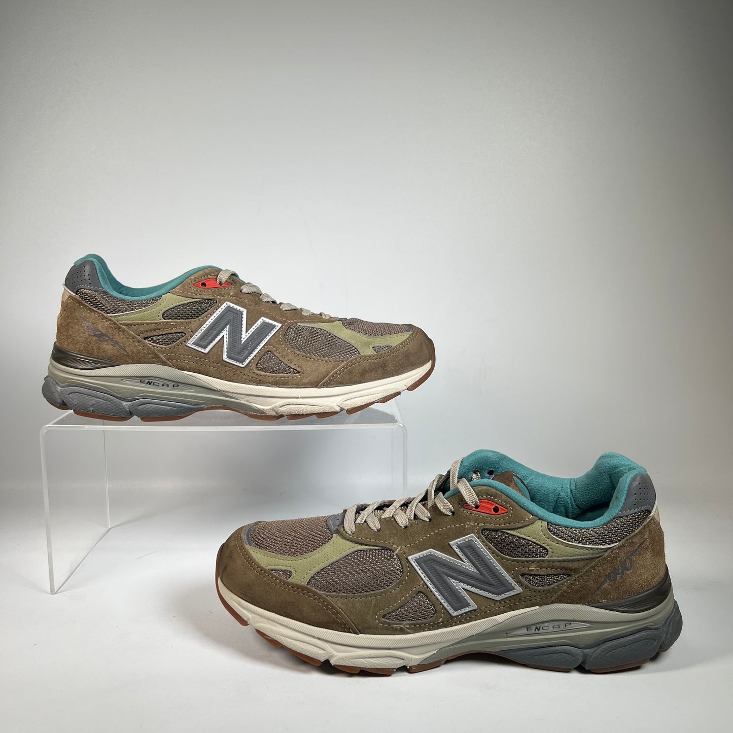 New Balance 990v3 Bodega Here To Stay (2021) Size 8.5 USED s22242
