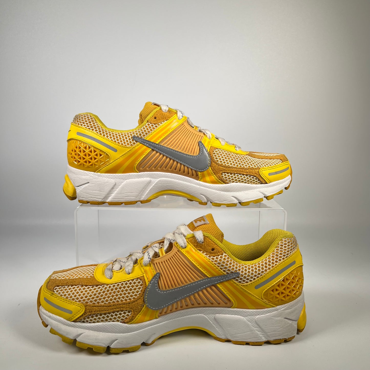 Nike Vomero 5 Yellow Ochre (2023) Size 9 USED s18727