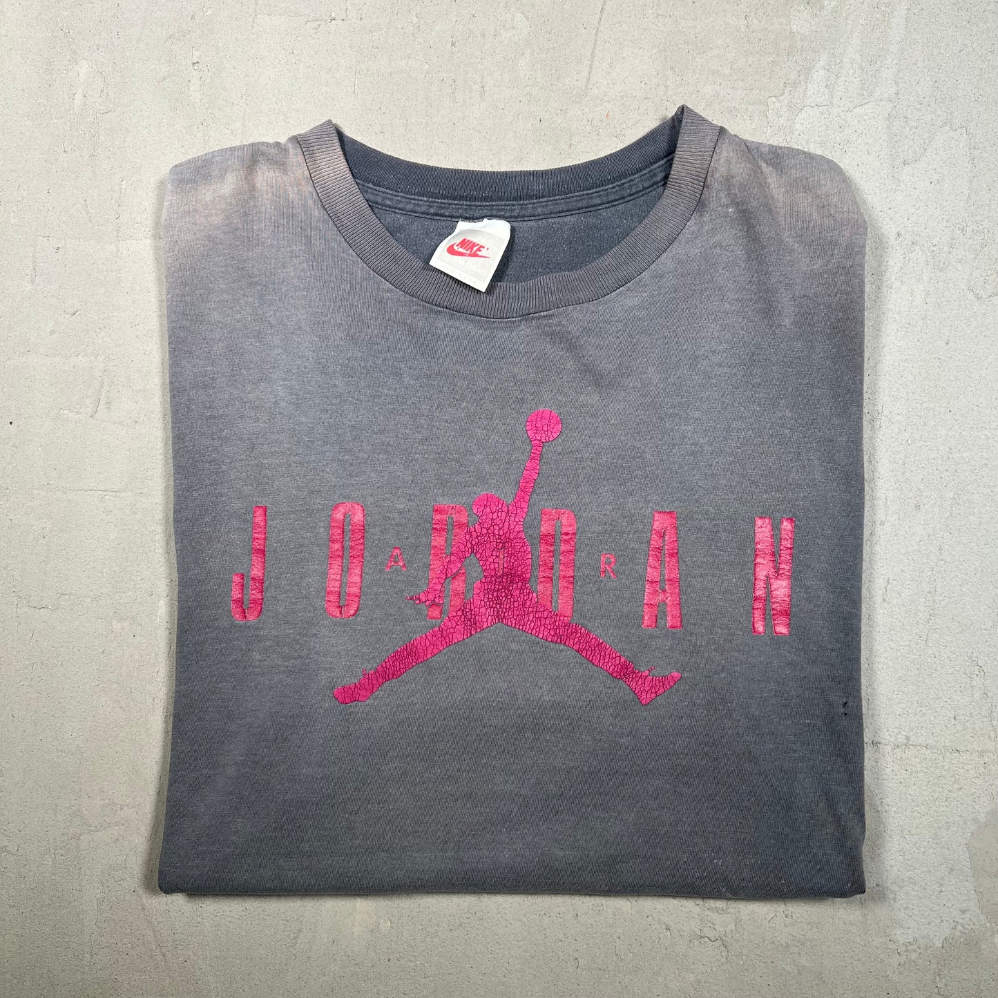 Nike Jordan Navy/Red Logo Spellout Size Medium USED