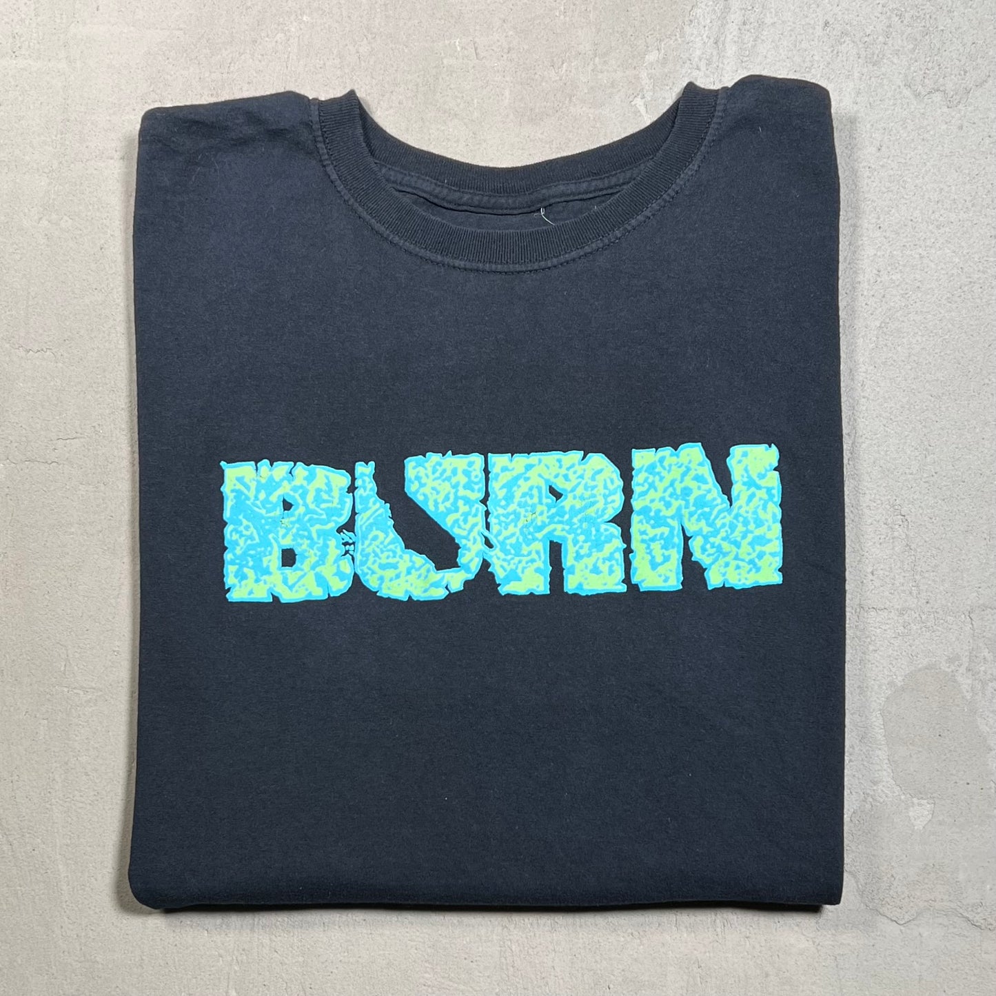 Y2K Burn "The Bait" Black Band Tee Size Large USED v19431