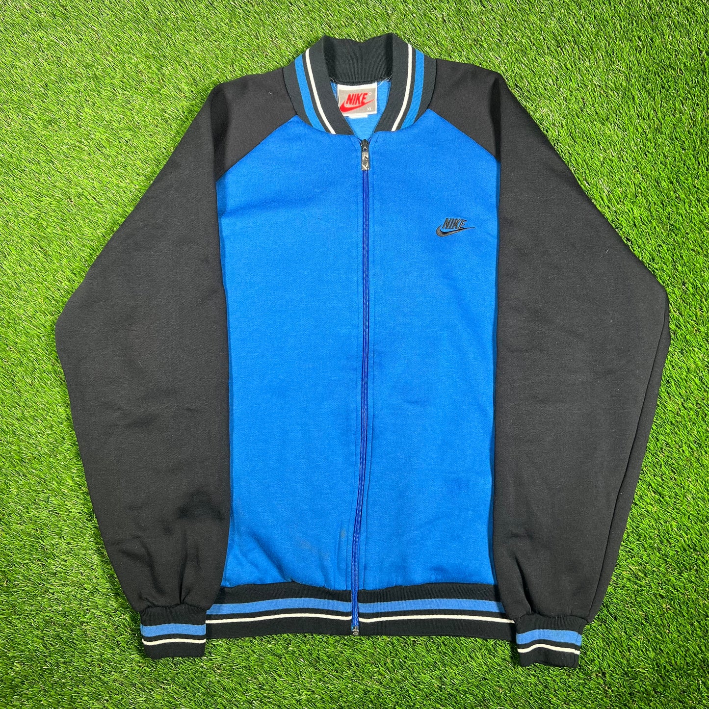 1990s Nike Light Blue Zip Up Jacket Size XL USED v17411