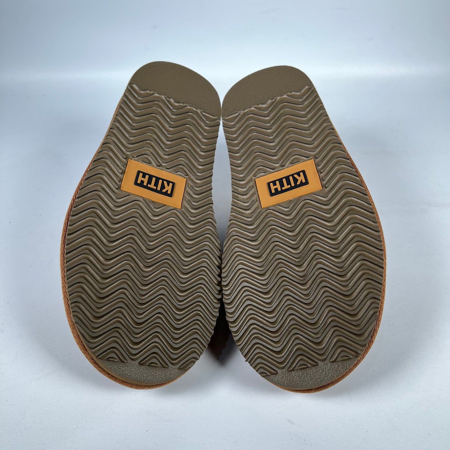 Kith Monogram Shearling Slippers Size 35 (5) NEW s14844