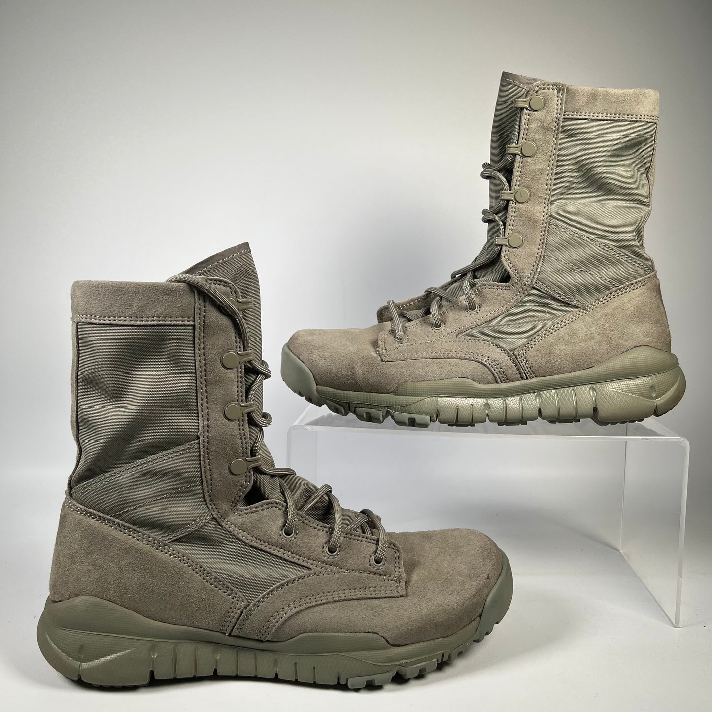 Nike SFB Military Sage Suede Leather Boot (2012) Size 8 USED s19909