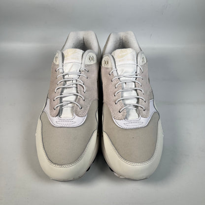 Nike Air Max 1 Hangul Day (2022) Size 9.5 USED s21926