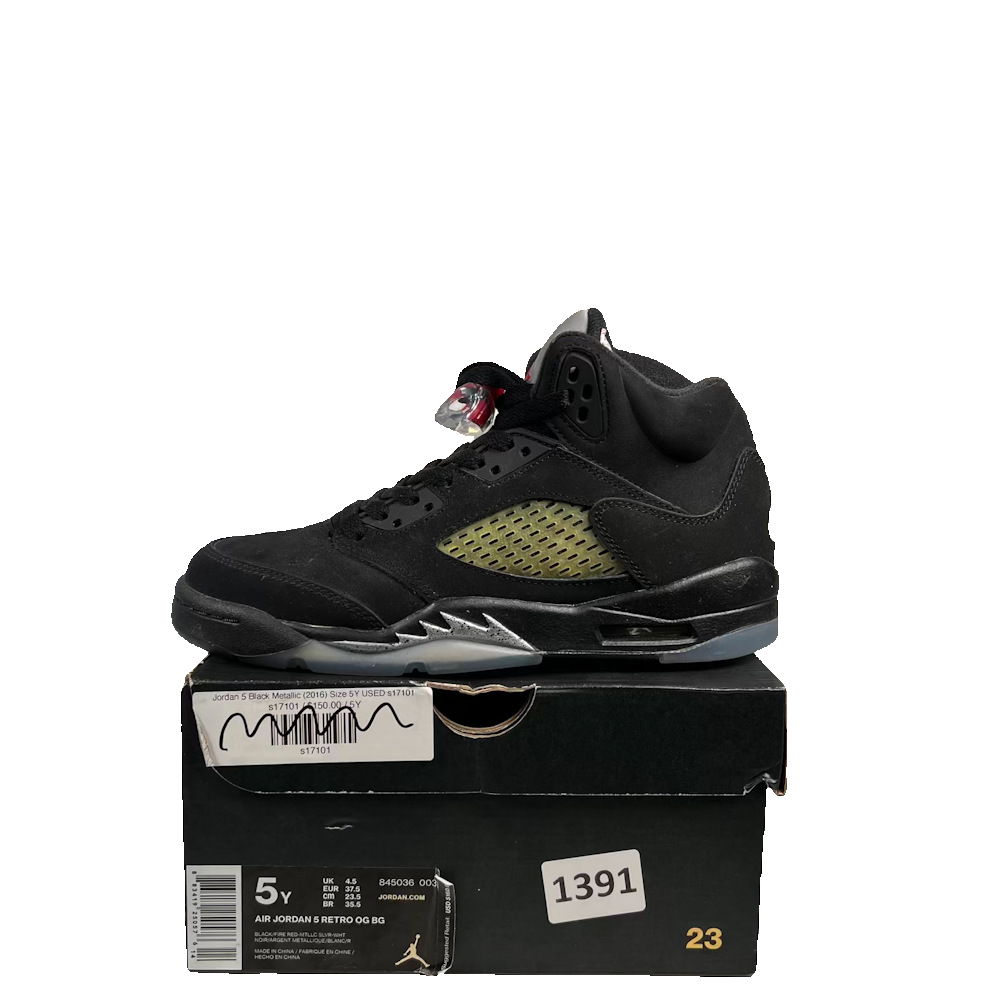Jordan 5 Black Metallic (2016) Size 5Y USED s23886