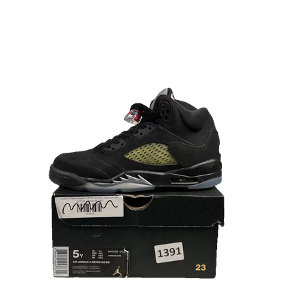Jordan 5 Black Metallic (2016) Size 5Y USED s23886