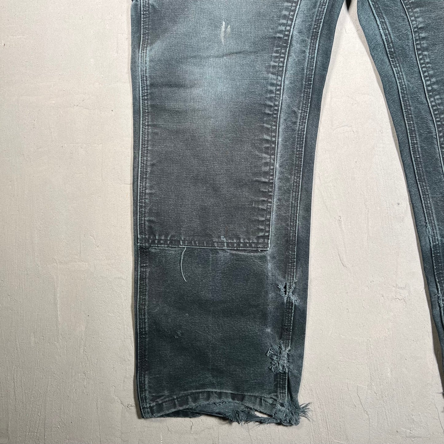 Y2K Carhartt Washed Black Thrashed Double Knees Size 34 USED v19550