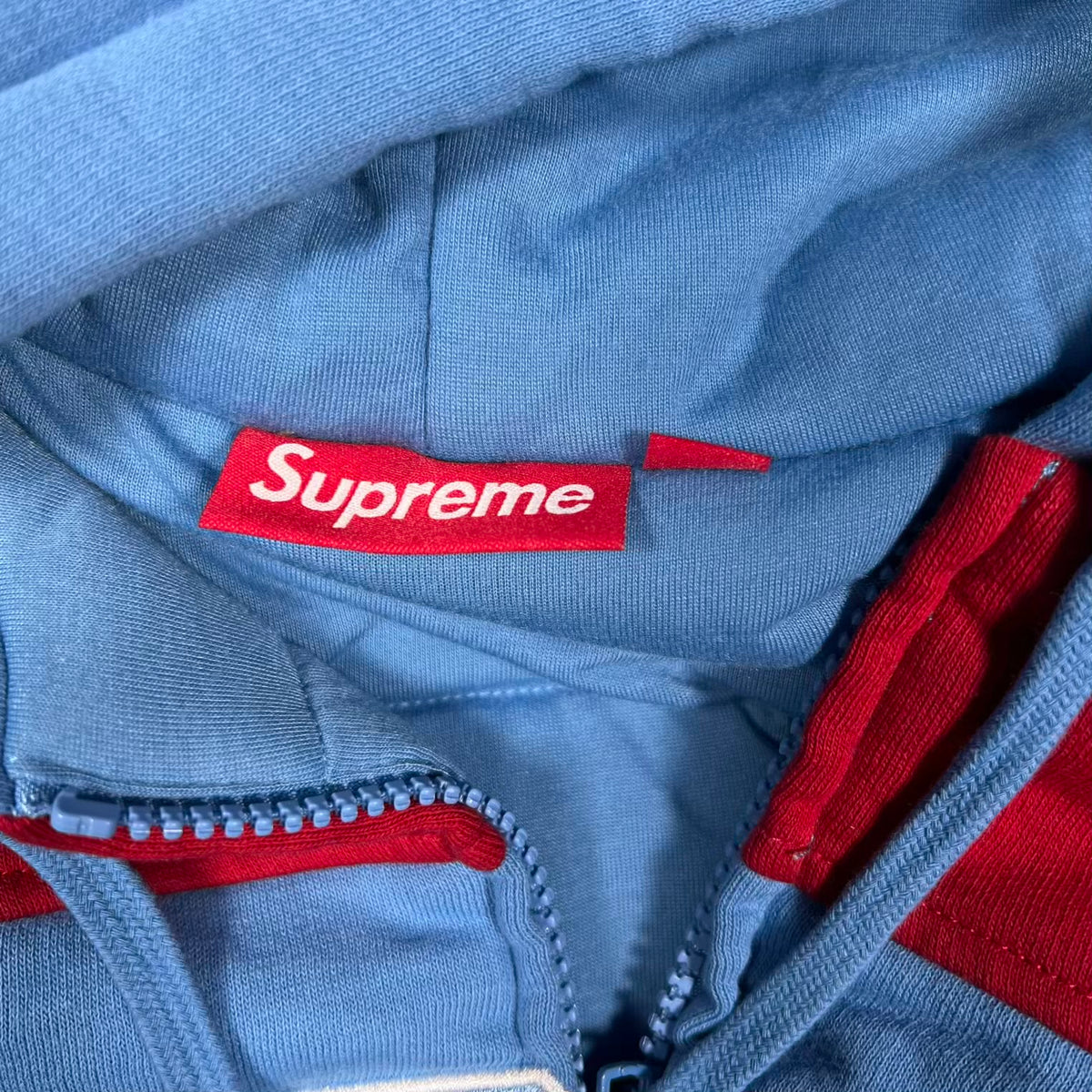 Supreme Filled Zip Up Hooded Jacket (2026) Size Large USED x18695