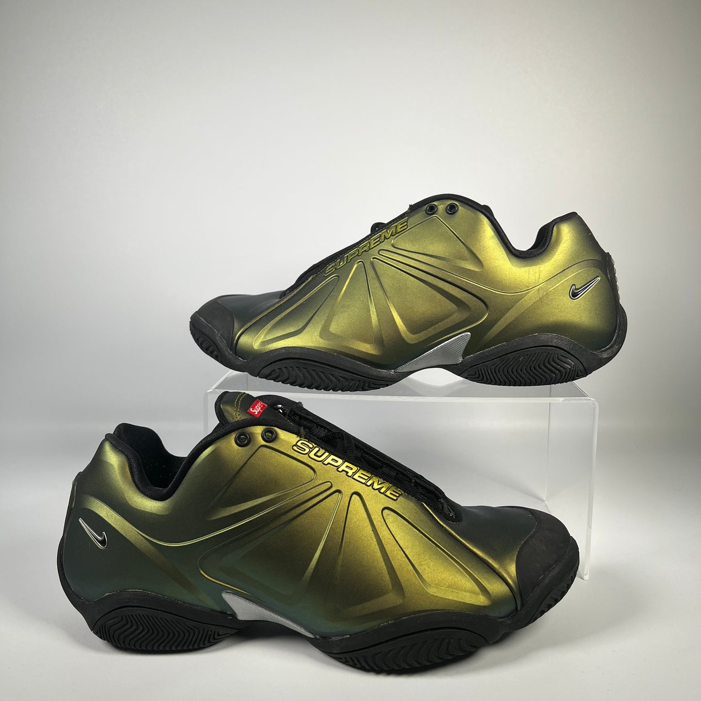 Nike x Supreme Air Courtposite Metallic Gold (2023) Size 10.5 USED s18105