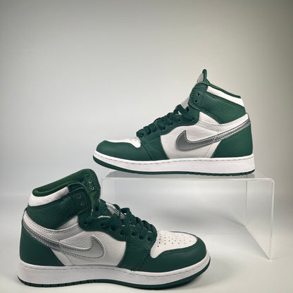 Jordan 1 High Gorge Green (2022) Size 5.5Y USED s19550