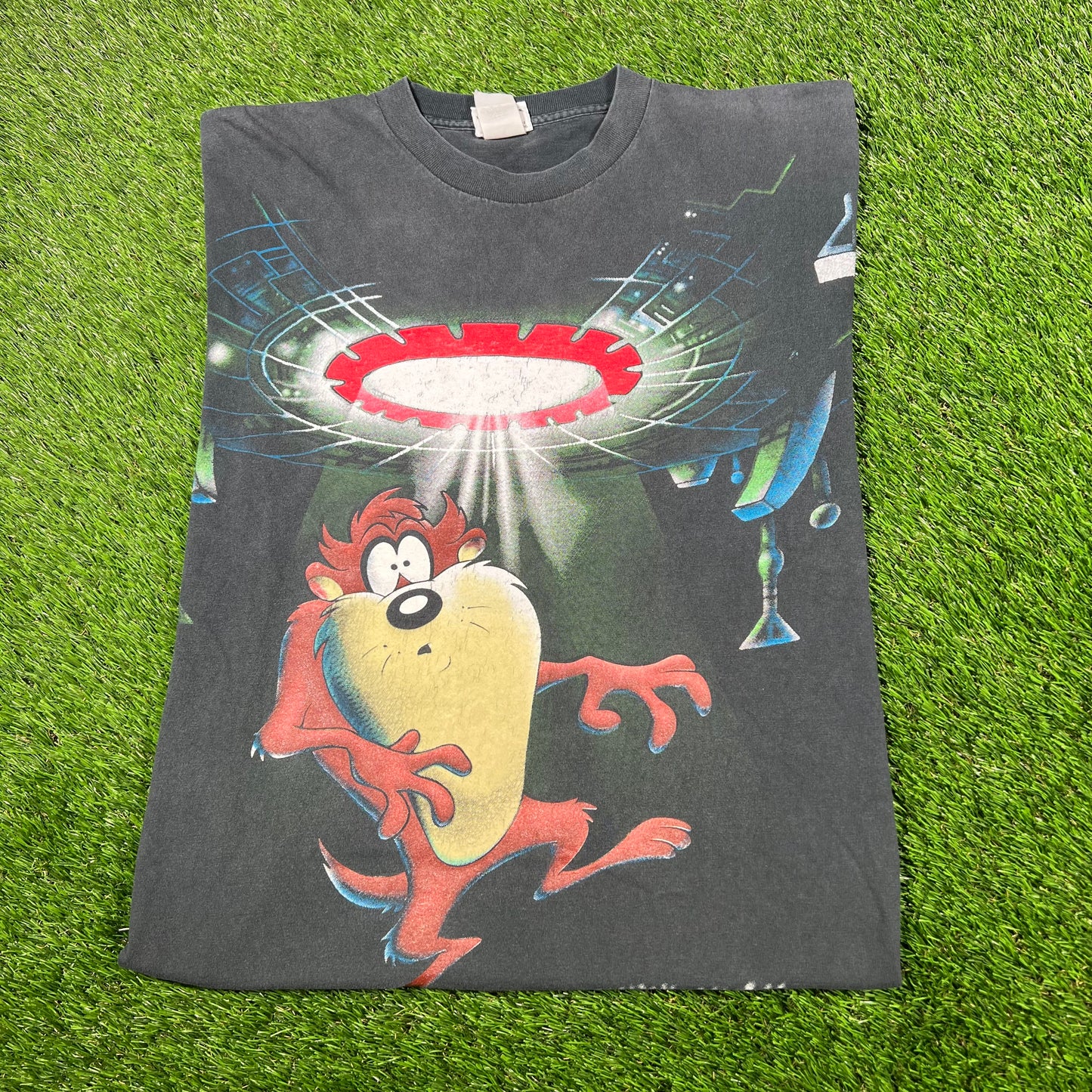 1997 Taz Alien Abduction AOP Black Tee Size Large USED v16950
