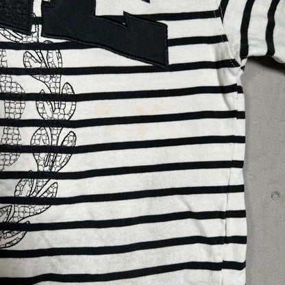 Vale Forever Stripe Emblem White/Black Longsleeve Size XL USED x17589