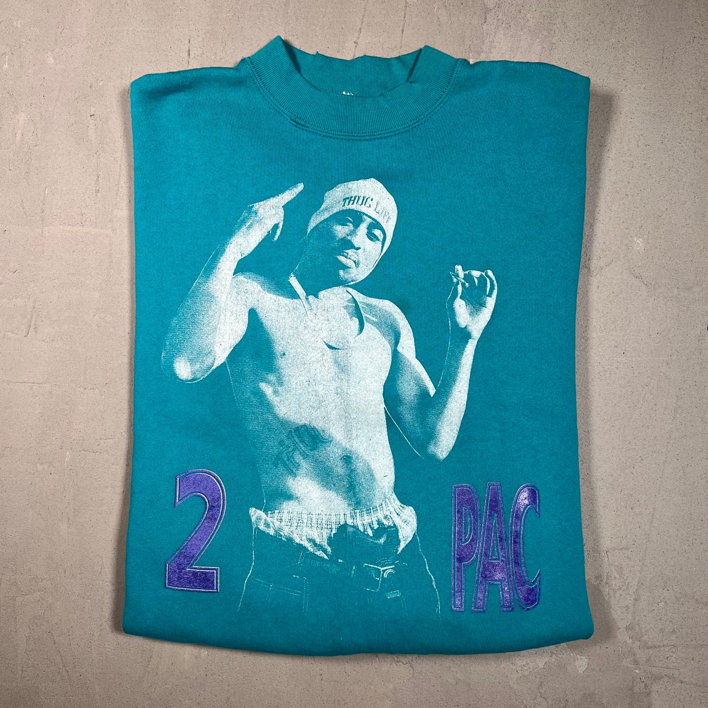 2Pac I get a round crewneck teal Size Medium USED v12442
