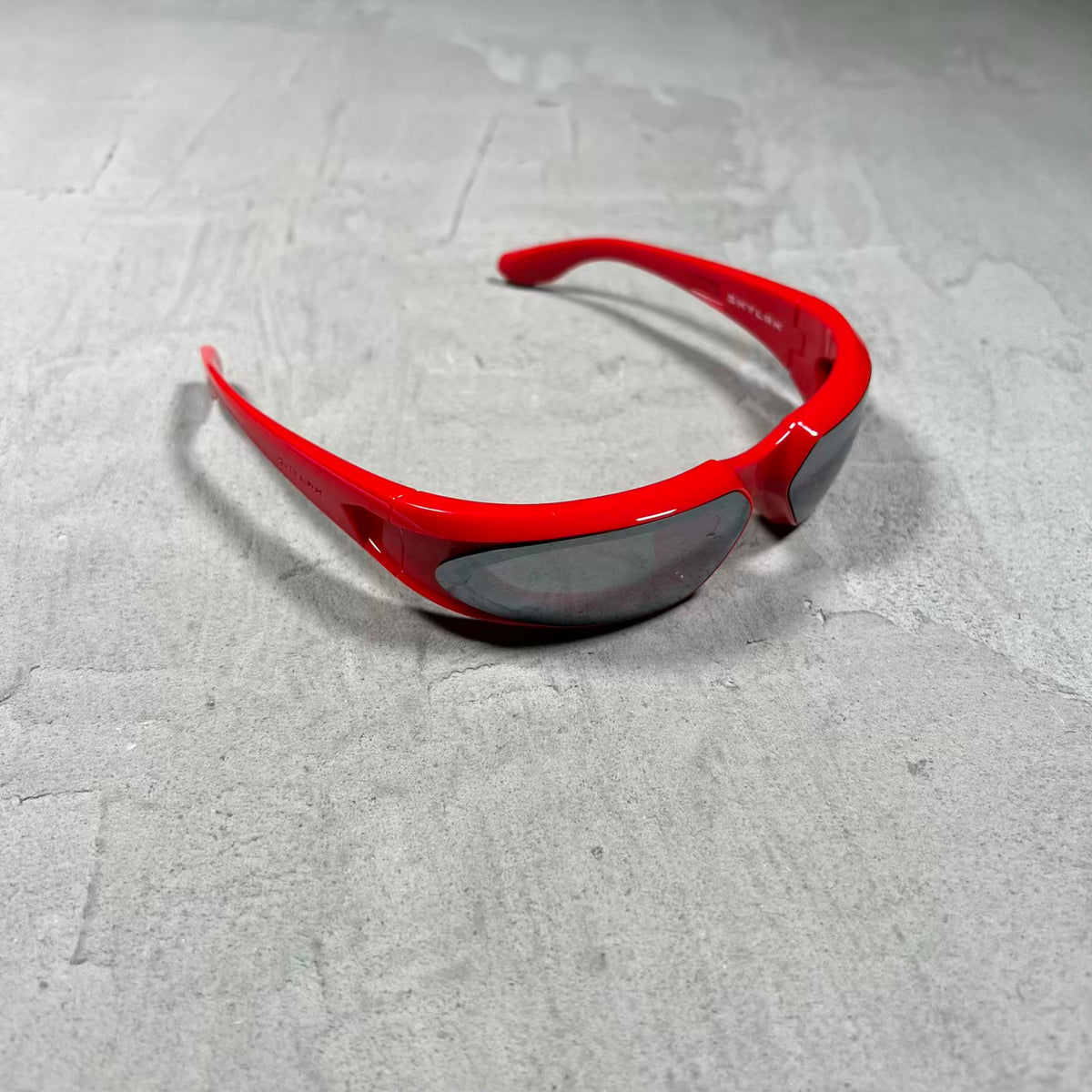Skylrk Glicky Red Heat Gloss Sunglasses USED x18570