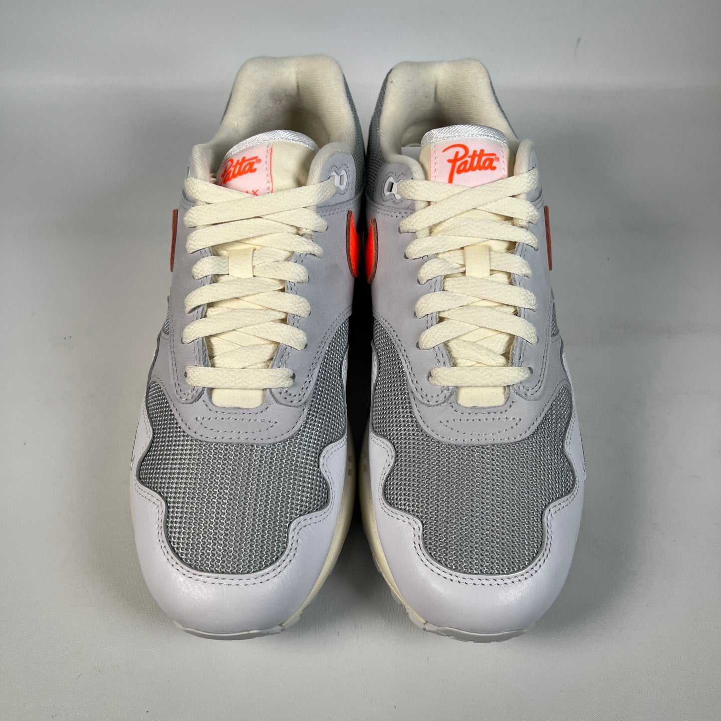 Nike Air Max 1 Patta Waves White Hyper Crimson (2026) Size 8.5 USED s22384