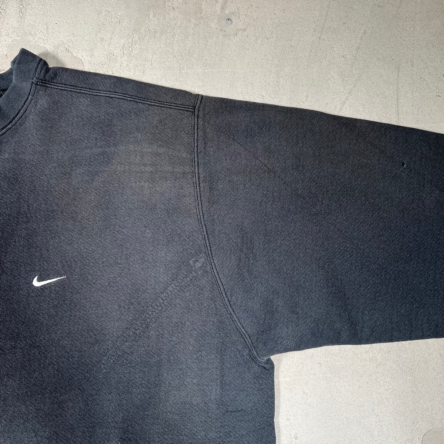 1990s Nike White Tag Black Crewneck Size XL USED v19075