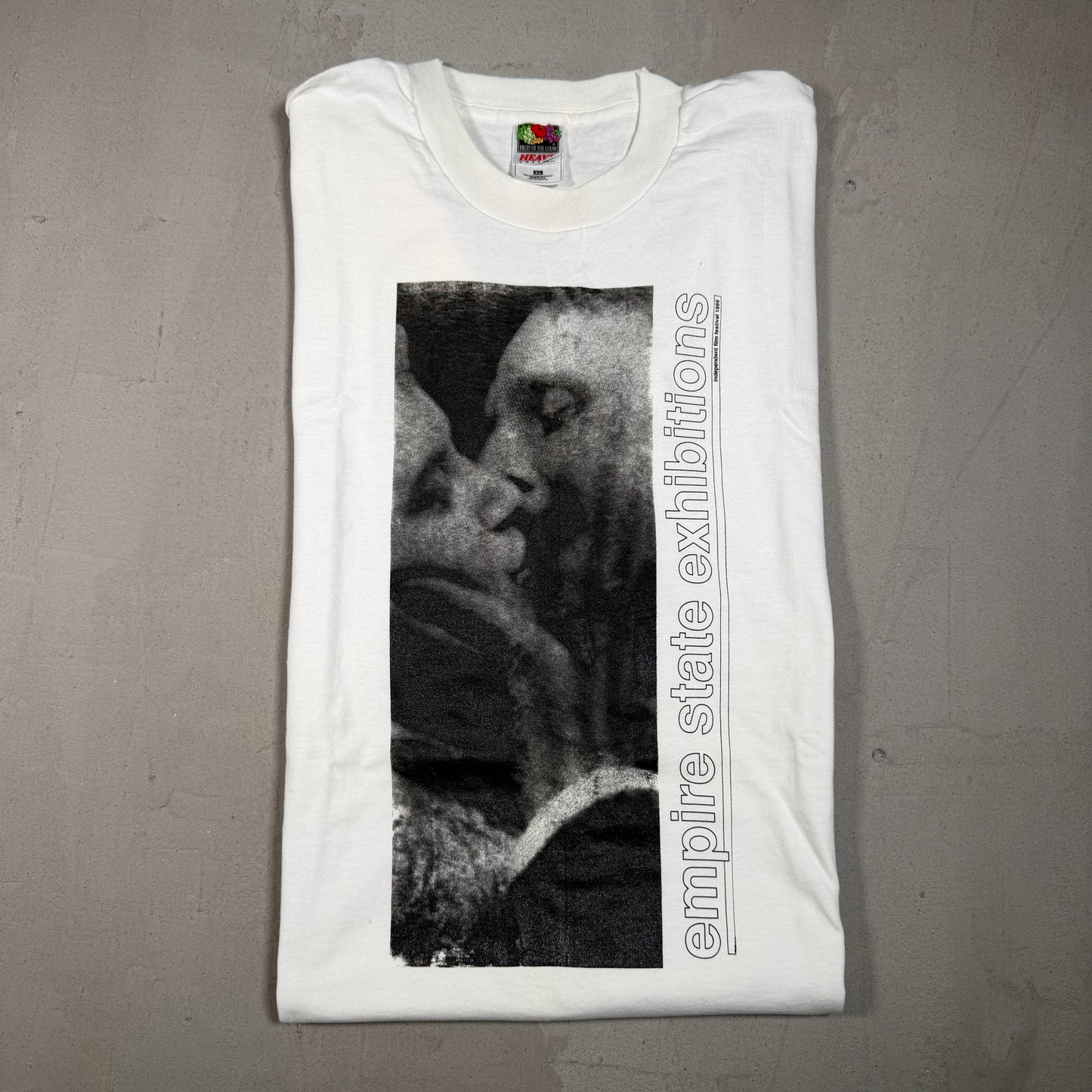 1996 Empire State Exhibitions Film Festival Kissing White Tee Size XL USED v18207