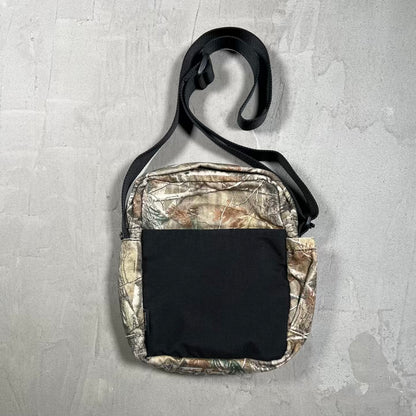 Supreme Denim Shoulder Bag Realtree Camo (2025) USED x18514