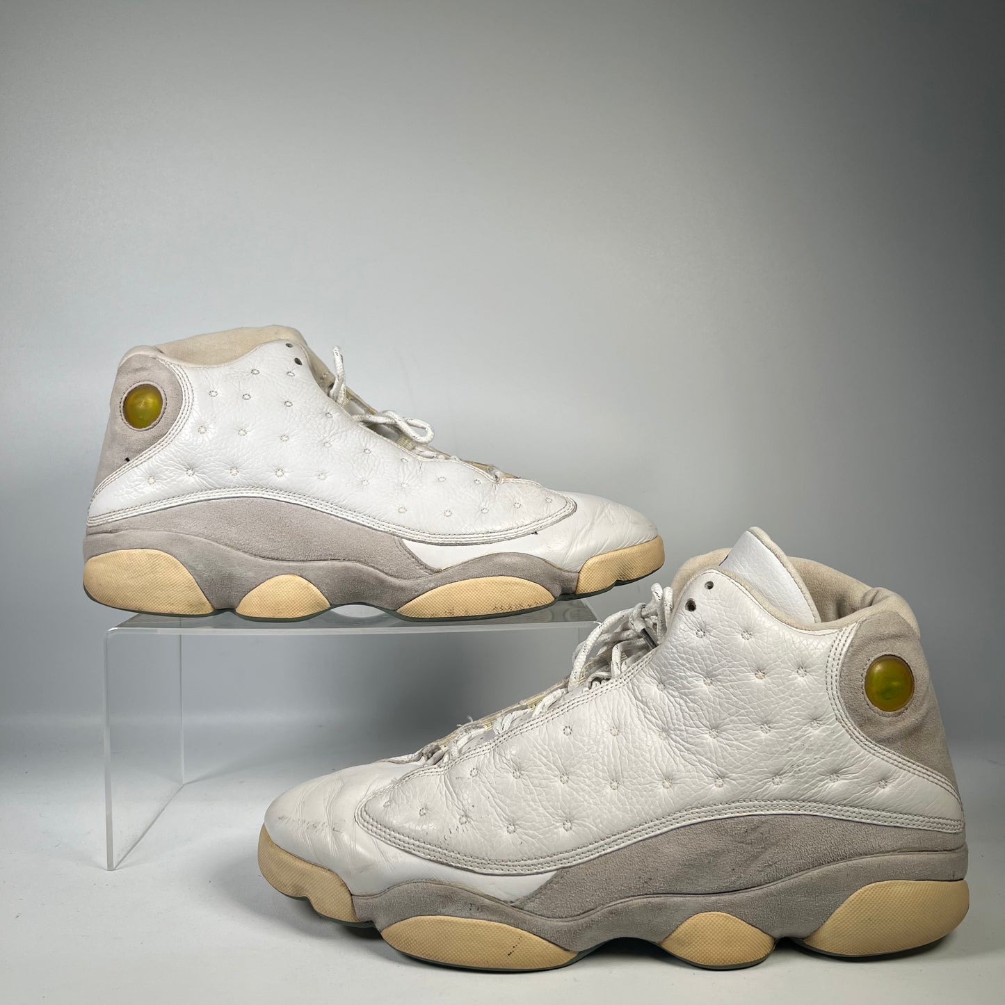 Jordan 13 Neutral Grey (2005) Size 13 USED s18733