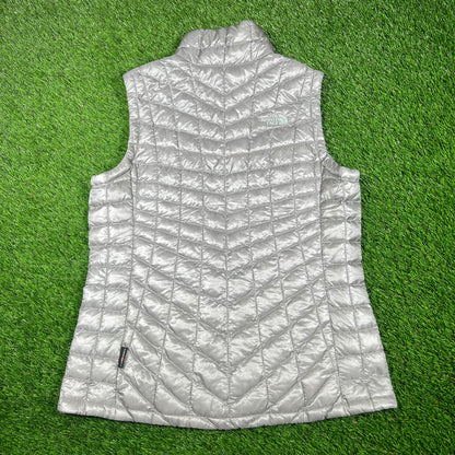 Women's North Face Grey Vest Size Medium USED v16880