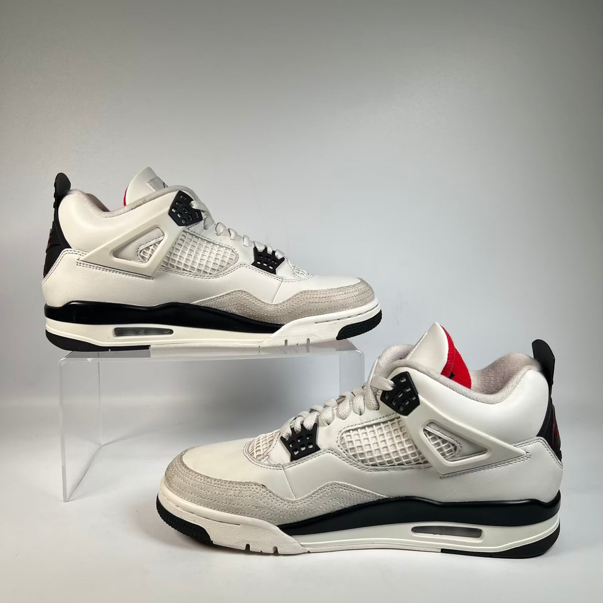 Jordan 4 Flight Club (2026) Size 10.5 USED s23507
