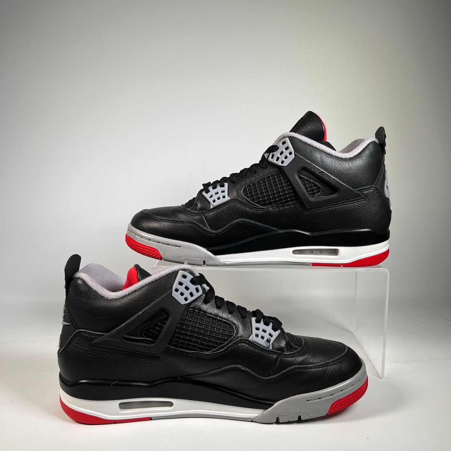 Jordan 4 Bred Reimagined (2024) Size 10 USED s22123