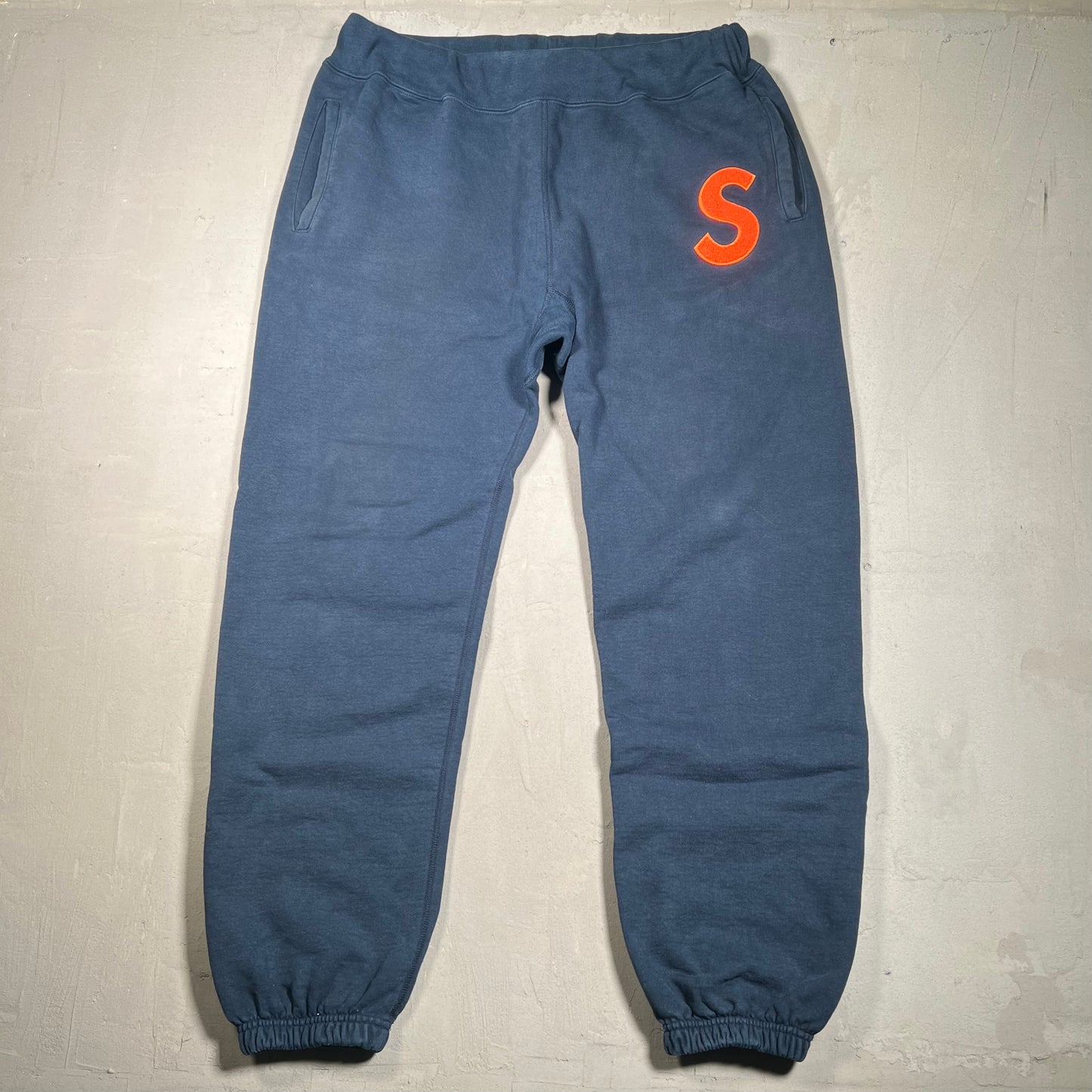Supreme Navy "S" Logo Sweatpants (2018) Size XL USED x17019