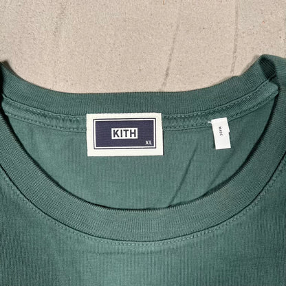 Kith & Kin Galerie D'Art Green Tee Size XL NEW x18907