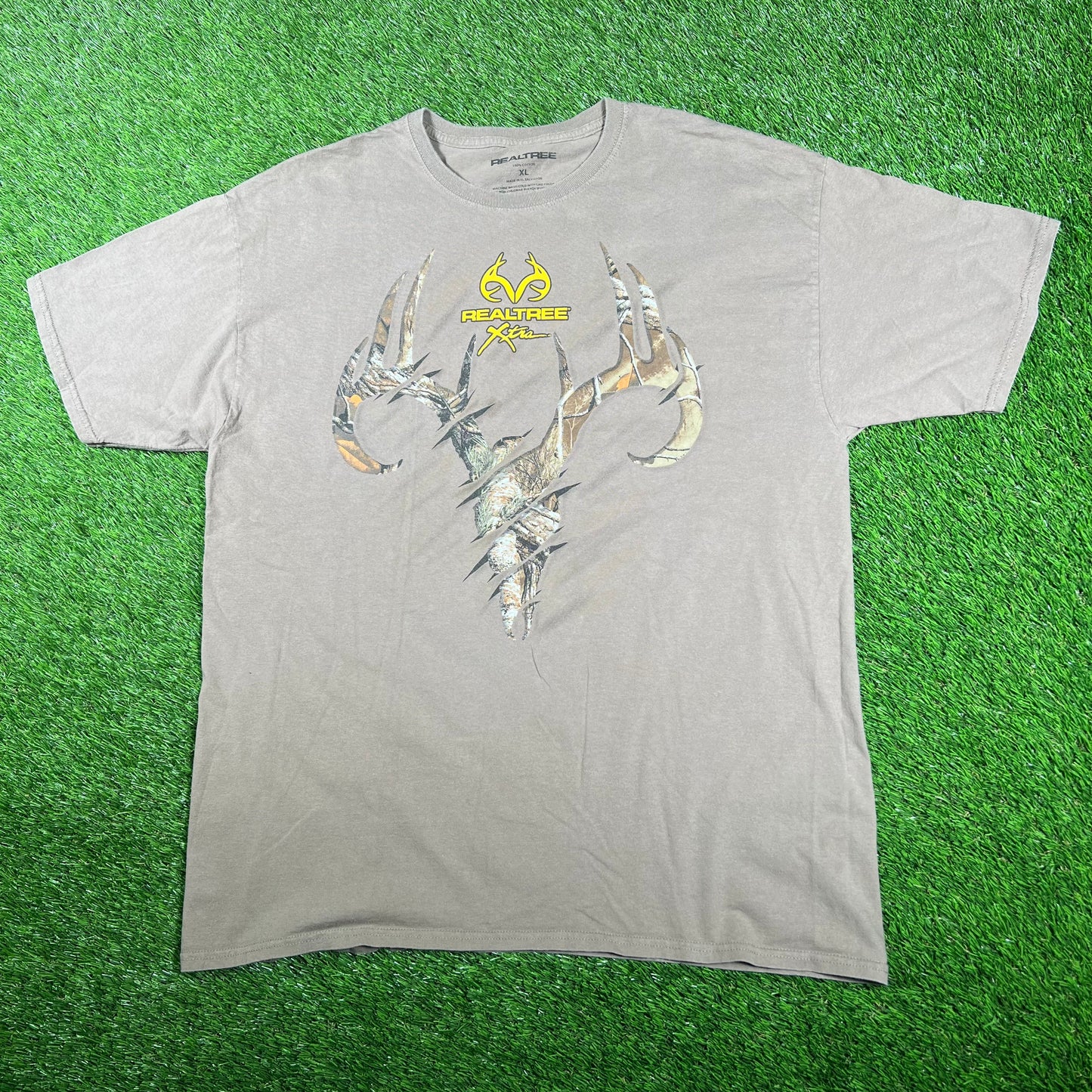 Realtree Xtra Brown Deer Logo Tee Size XL USED v17148