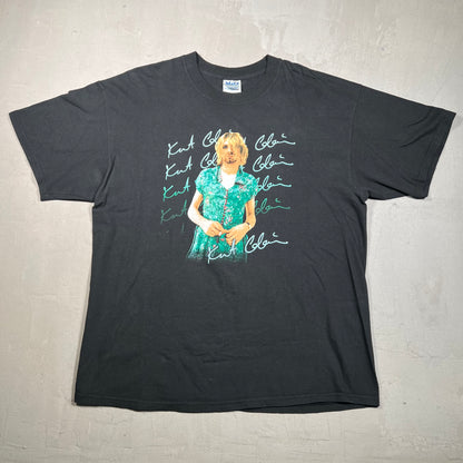 Kurt Cobain Y2K In A Dress M&O Tag Black Tee Size XL USED v14049
