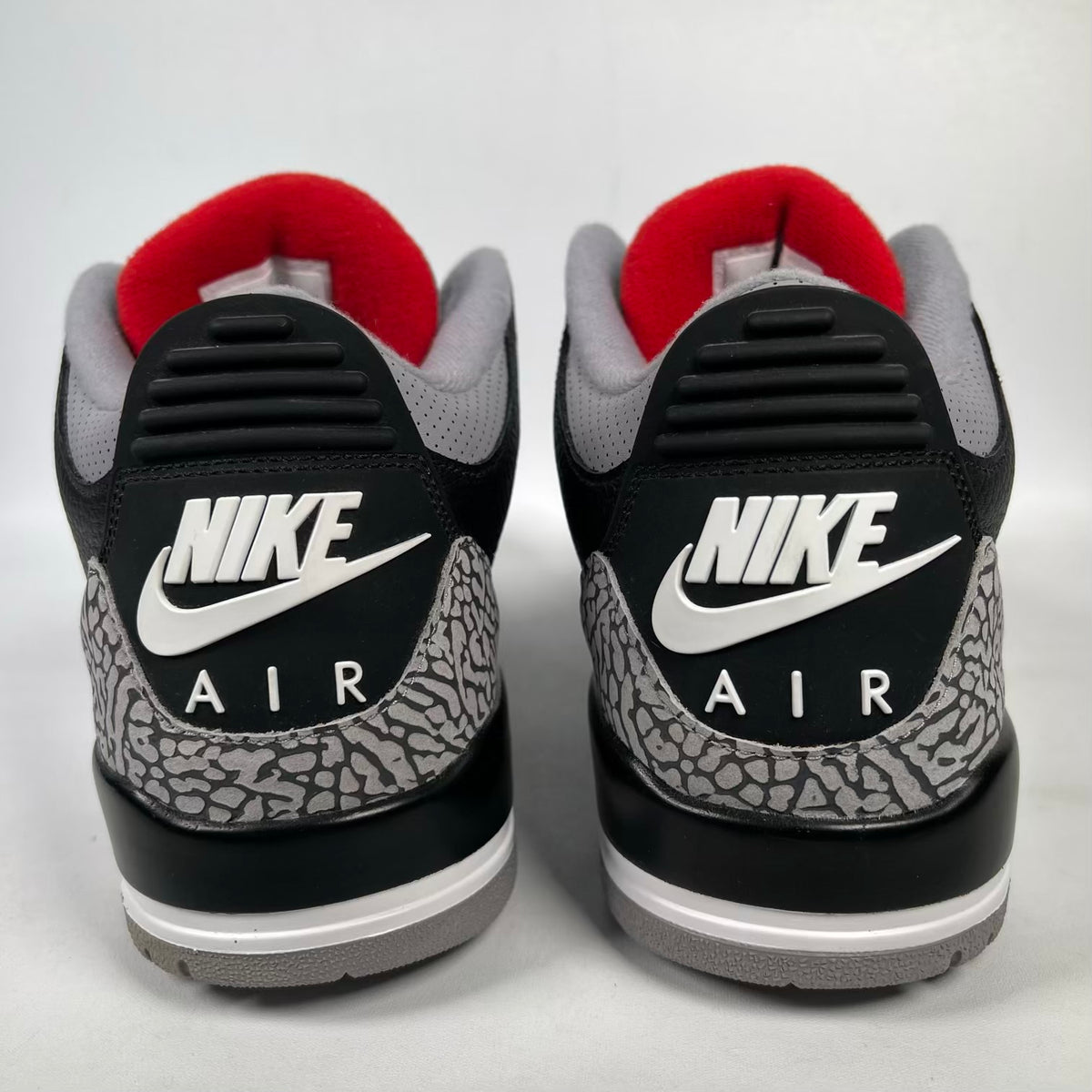 Jordan 3 Black Cement (2018) Size 10.5 NEW s23710