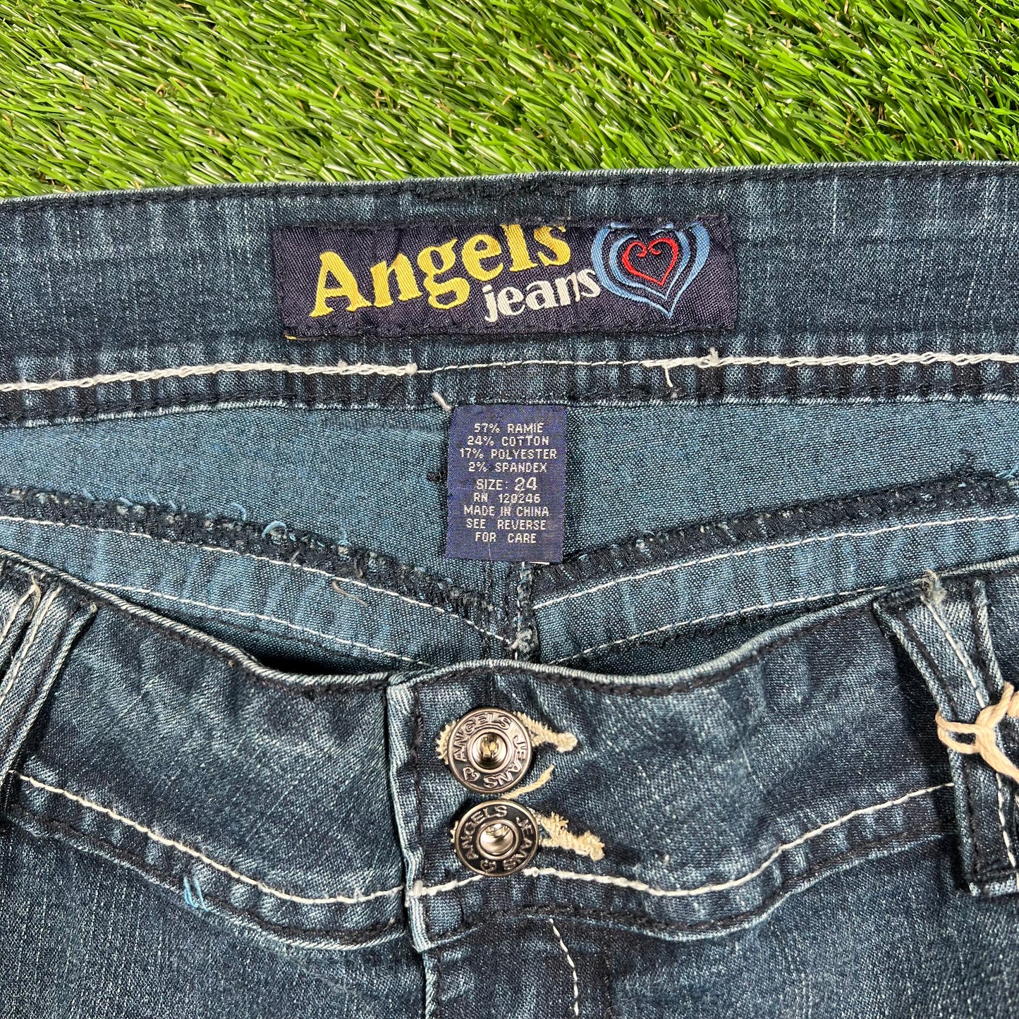 Angels Bedazzled Pocket Blue Jeans Size 38 NEW v17328