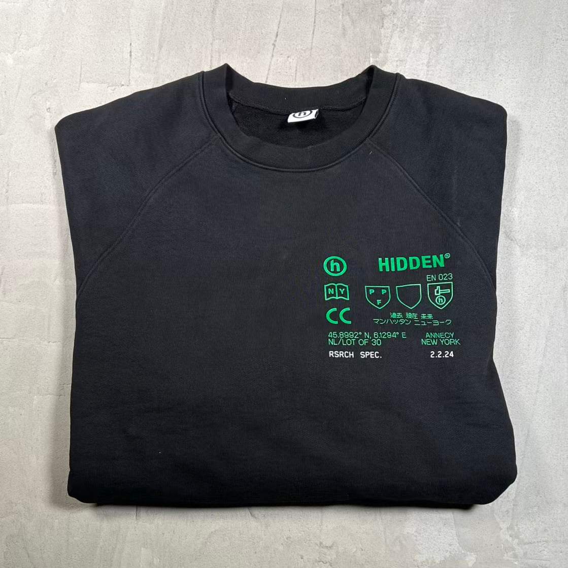 Hidden NY Research Dept Black Crewneck Size Large USED x18839