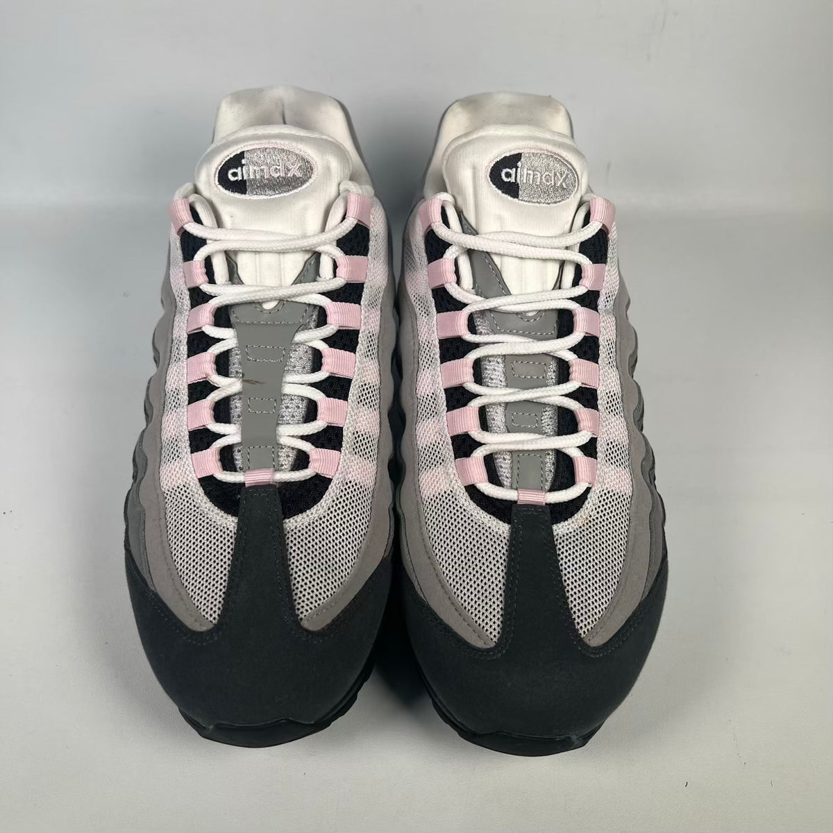 Nike Air Max 95 Pink Foam (2025) Size 10.5M / 12W USED s23798