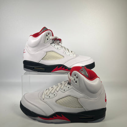 Jordan 5 Fire Red Silver Tongue (2020) Size 8.5 NEW S18630