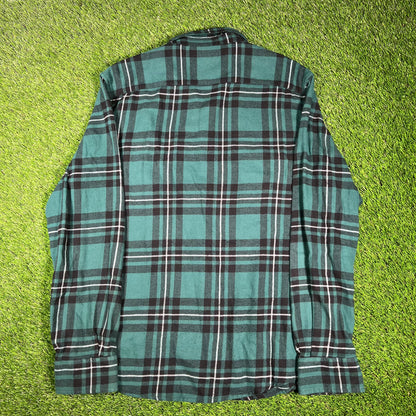 American Rag Green Flannel Button Up Shirt Size XL USED v17404