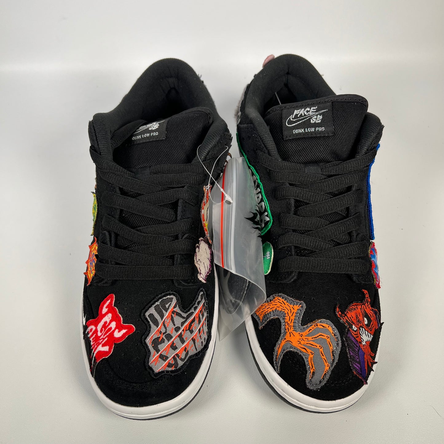 Nike SB Dunk Low Neckface Size 8.5 NEW s17905