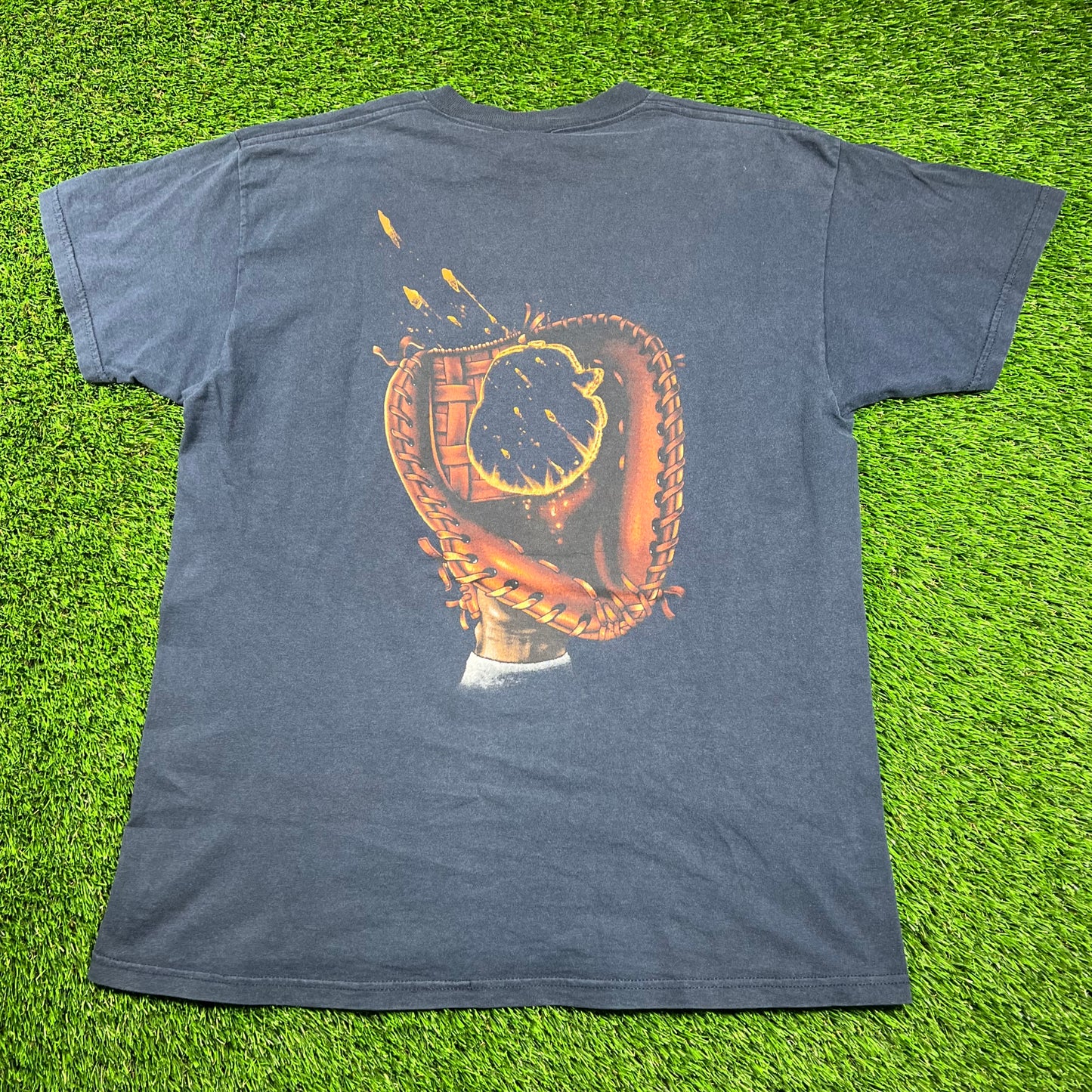 1994 New York Yankees Navy Cartoon Fastball Tee Size Large USED v18368
