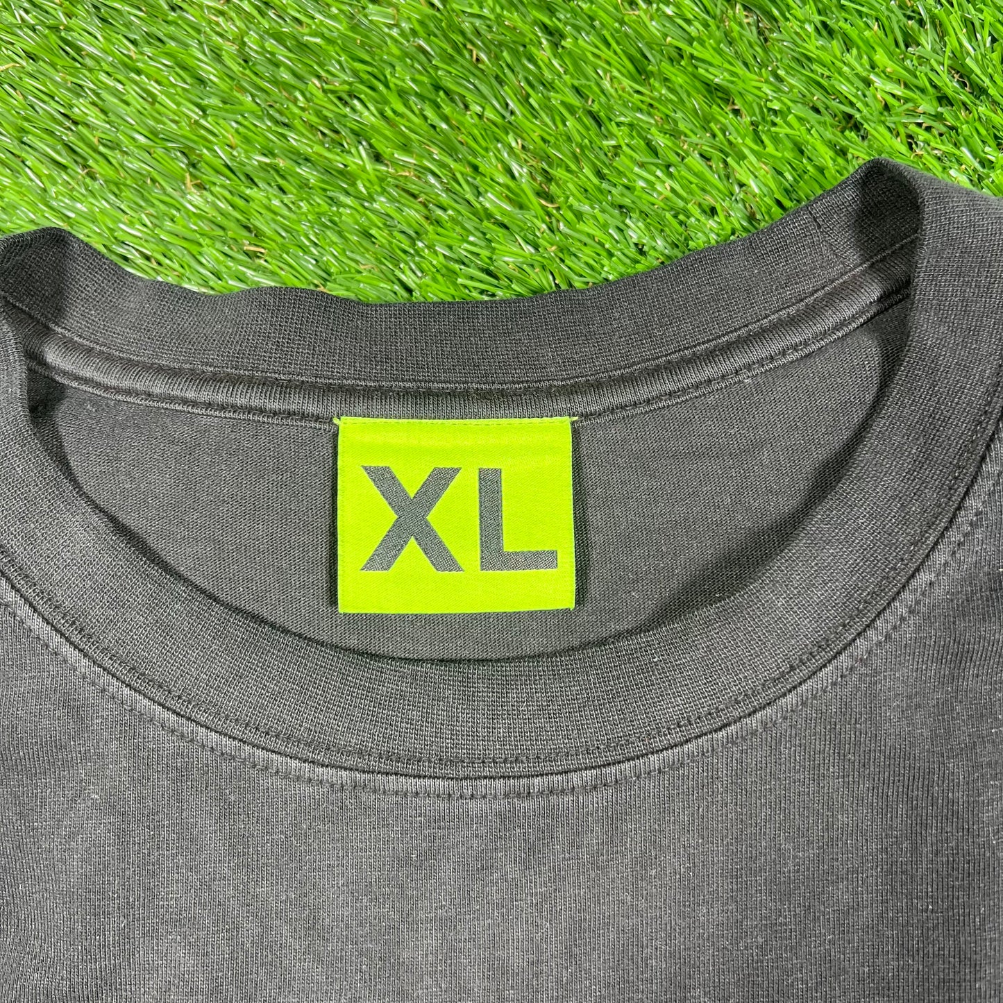 Supervsn High Frequency Black Tee Size XL USED x14704